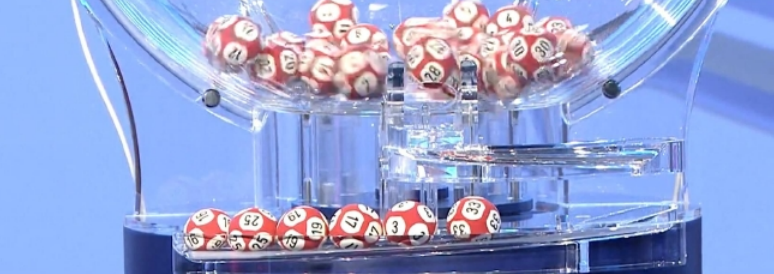 北京一彩站中福彩双色球2.45亿巨奖 头奖开50注533万 北京一彩站中福彩双色球2.45亿巨奖 头奖开50注533万